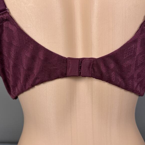 Victoria's Secret Body By Victoria Ipex Lined No Wire Bra Size 38D Burgundy Y2K - Picture 3 of 9